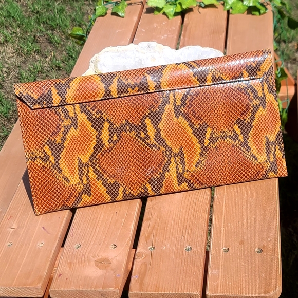 Sobella brown python envelope clutch purse - Picture 2 of 7